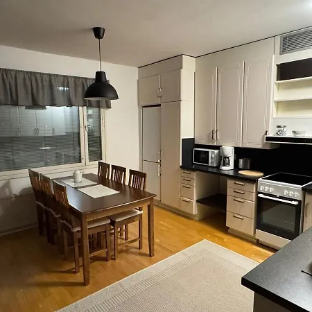 Spacious Flat Near The Center *