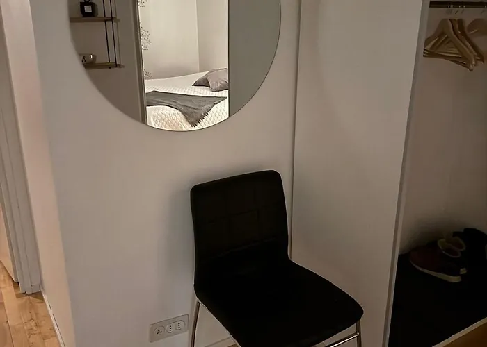 Apartman Spacious Flat Near The Center *